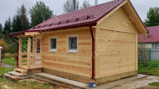 Баня из бруса 6×4 с крыльцом (Б-22), 24 м²