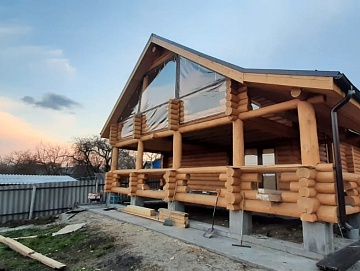 Дом-баня 8×8 с террасой и мансардой, 64 м² Дом-баня 8×8 с террасой и мансардой, 64 м²